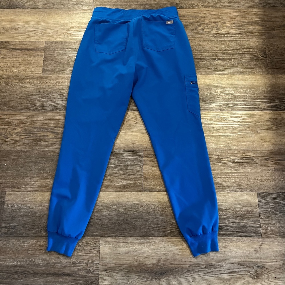 Figs scrubs pants